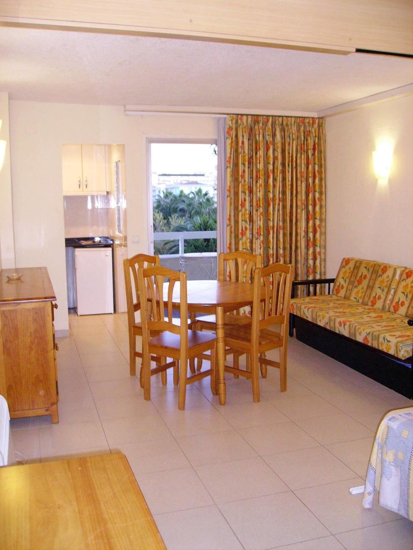 Apartamentos Alboran-Arysal ซาลอว์ ภายนอก รูปภาพ
