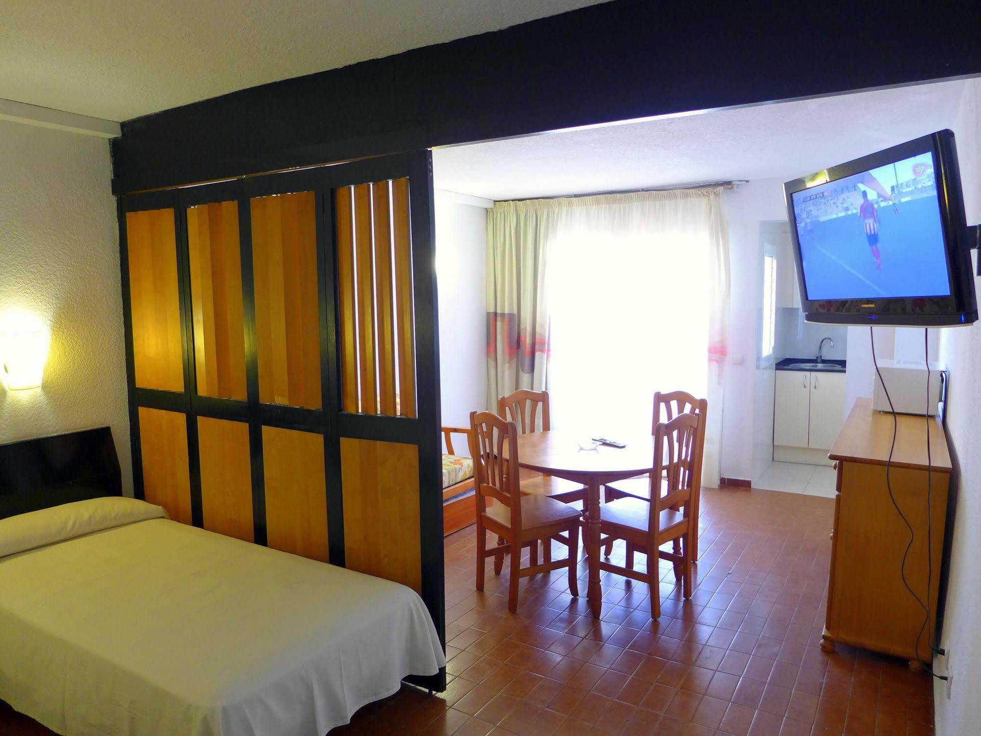 Apartamentos Alboran-Arysal ซาลอว์ ภายนอก รูปภาพ